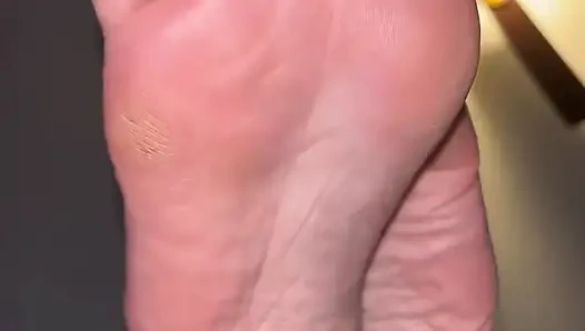 Fetish sph penghinaan pejuh kaki diekspos oleh ivys feet