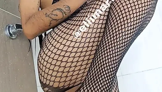 Duşta bana eşlik ederdin