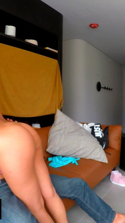 I ended up fucking this BIG ASS LATINA whose BOYFRIEND could never afford Chicago - LatinaCasting | Clip 2