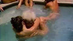 Paul, Lisa e Carolinne (1977)