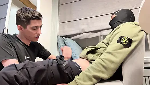 Emildi ve döllendi
