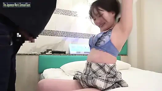 Heiress berkulit adil 145cm, kebohongan yang tenang berubah menjadi malam rahasia di depan kamera.