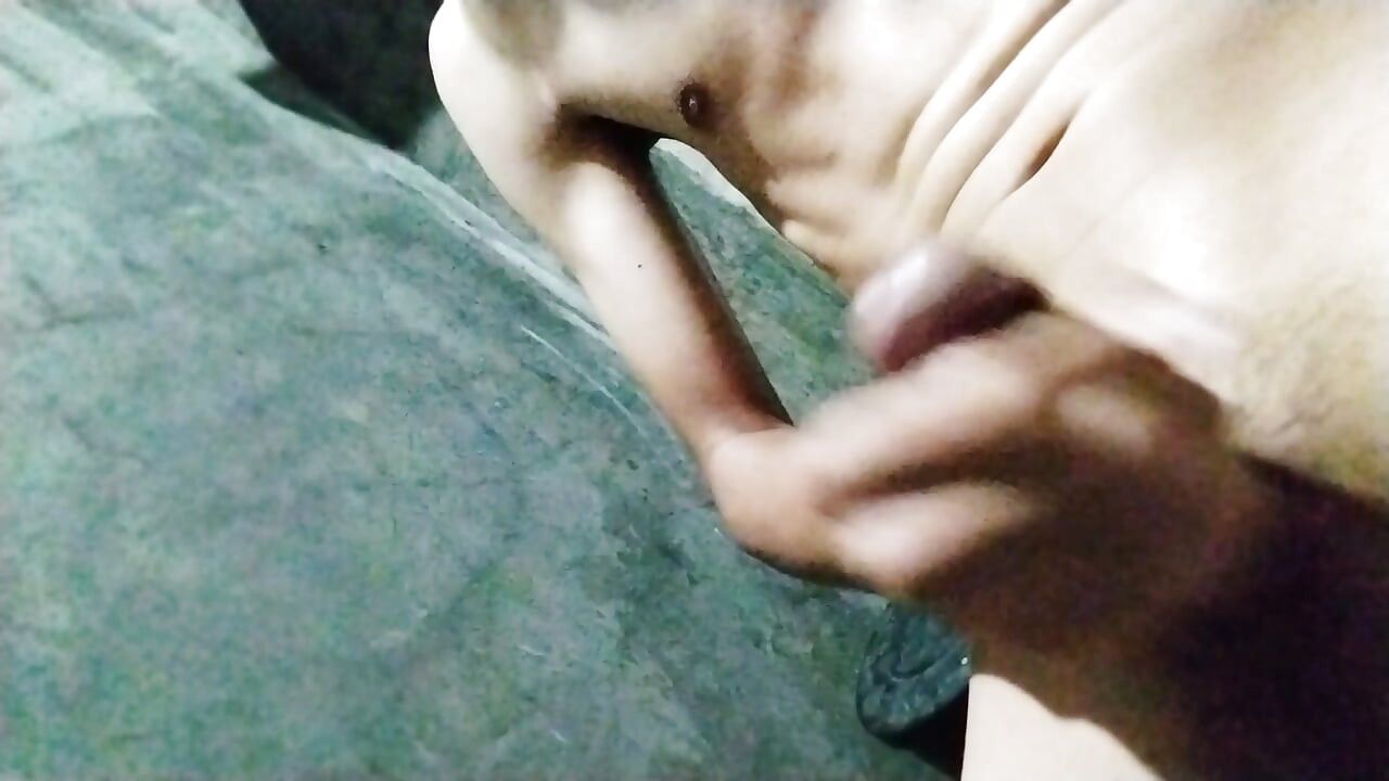 Small dick asks to be shaken during the day
