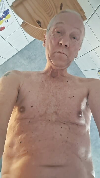 EXHIBTIONIST DADDY BONDAGE MIRROR JERKING SEXSHOW CUMSHOT
