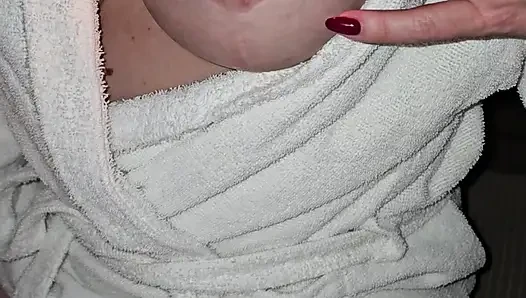 Real milf on business trip gives handjob and gets waxed
