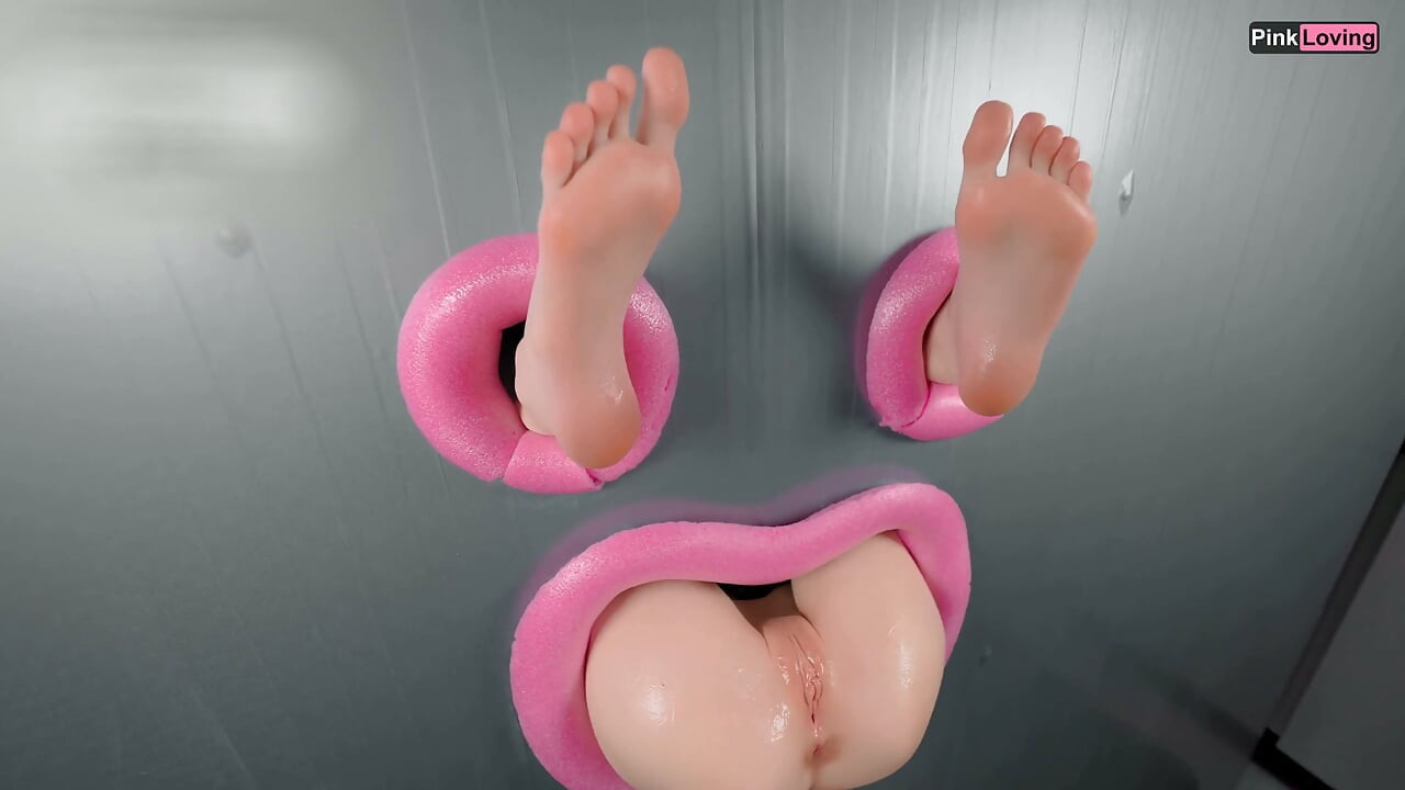 Gloryhole Ass Sticking Out of the Wall: POV Fuck with Face Reactions Until Creampie