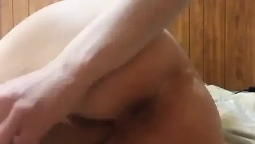 Evli kadının kamerada tek başına zamanı