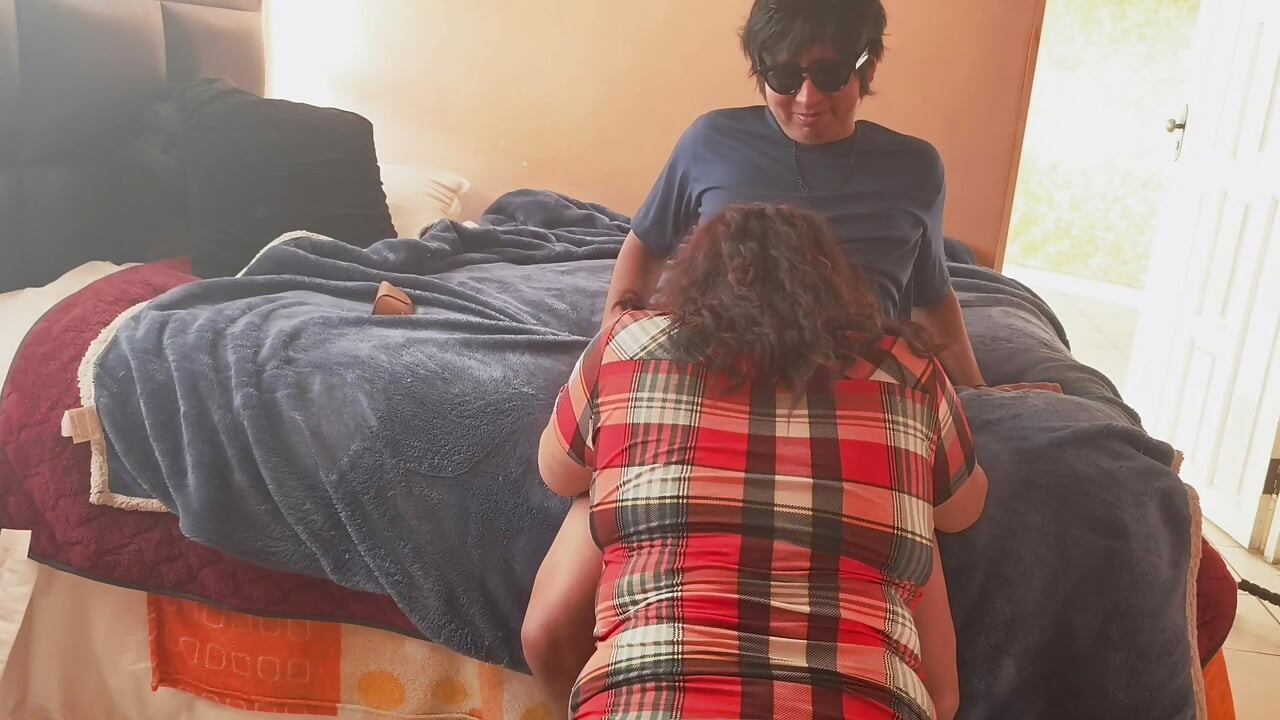 Give me all your milk please, I'm hungry! My friend's mom wants sex