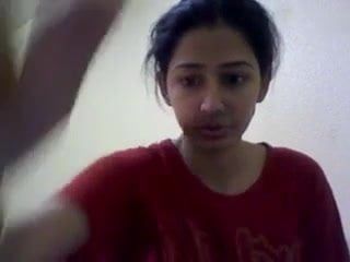 Sexy desi indická dívka si hraje sama se sebou