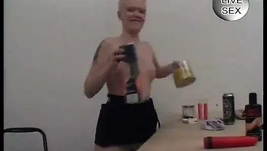 Pierced blonde with short hair gets screwed at the casting