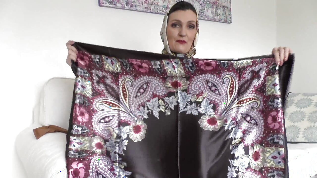 Sarcina obraznică zilnică pentru curva mea din satin, doamna Victoria Valente