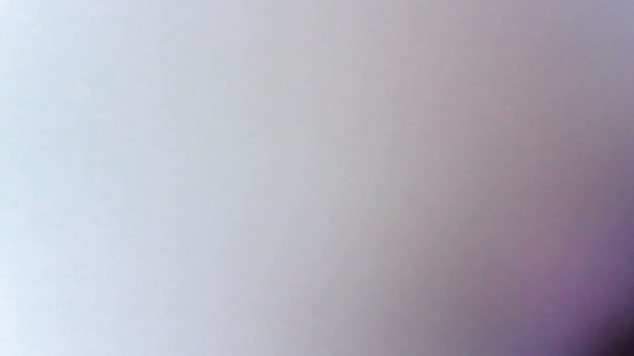 Aku lagi asik muasin memekku pakai dildo ukuran XL