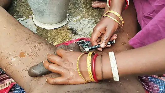 Indian desi wife Ne Bal kata hai