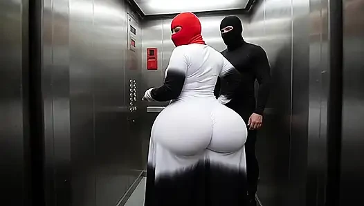 Big Ass Neighbor Twerking for Me in the Elevator
