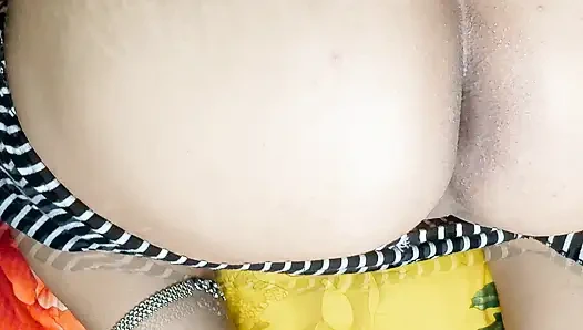 Dicker arsch, stiefmutter fickt ihren stiefsohn hart - tabu milf-creampie mit dickem hintern