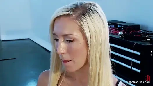 Maia Di bawah Kontrol Elektro