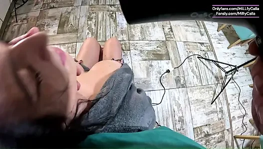 Romantisches bett necken pOV – einsame MILf träumt von langsamer leidenschaft