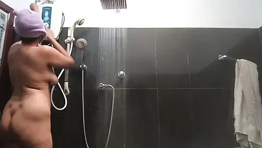 Трахается с друзьями сводной сестры, Когда у меня есть свободное время, я с моей киской с большими сиськами