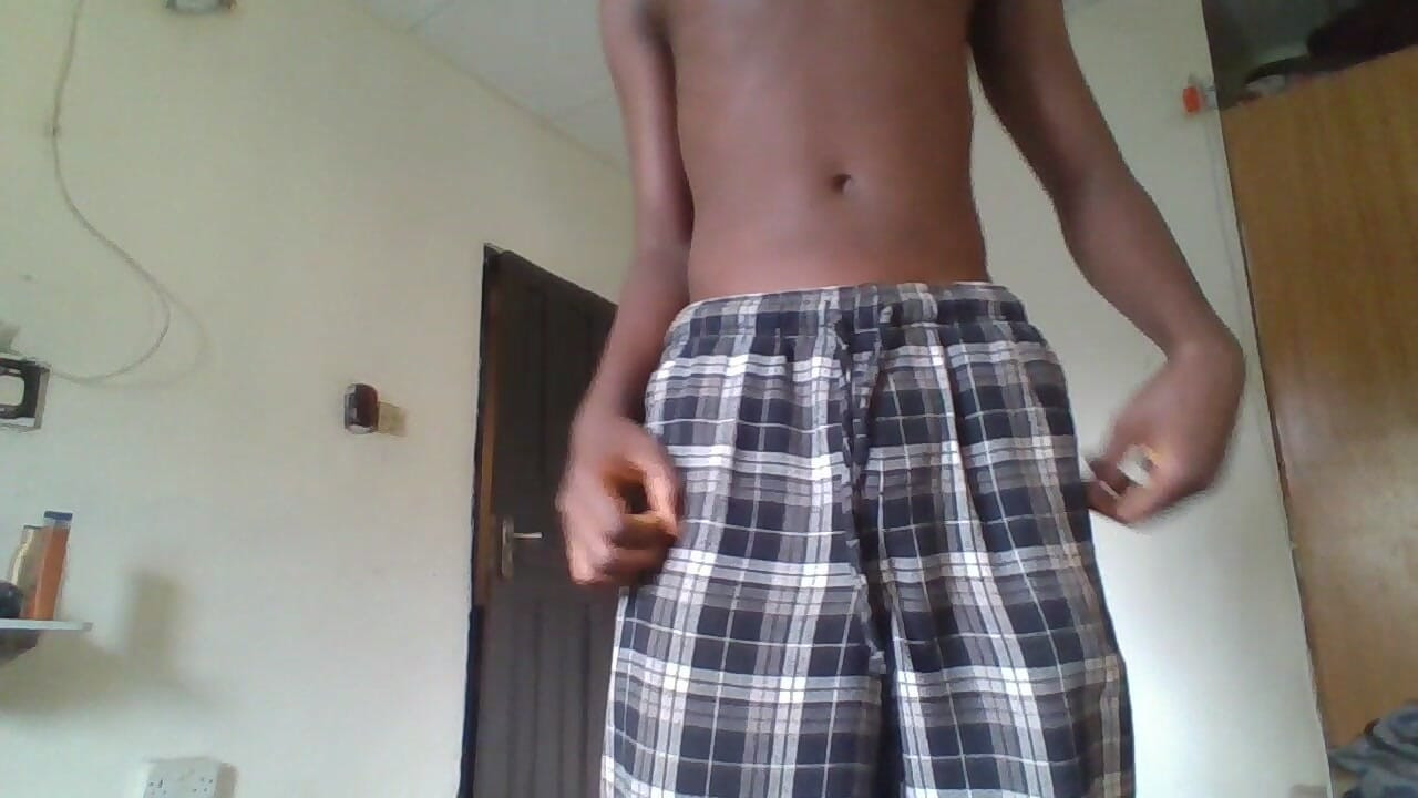 I am a naughty boy, and i washing plate a lot till you squirt