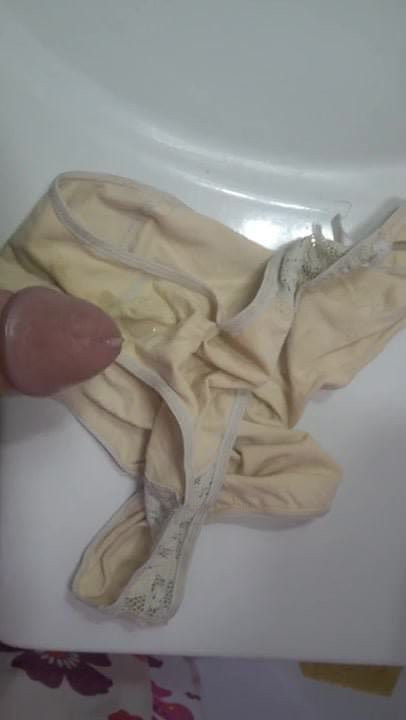 Cumming on wifes panties