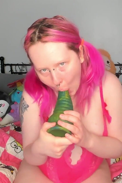 Intense Fantasy Dildo Orgasms