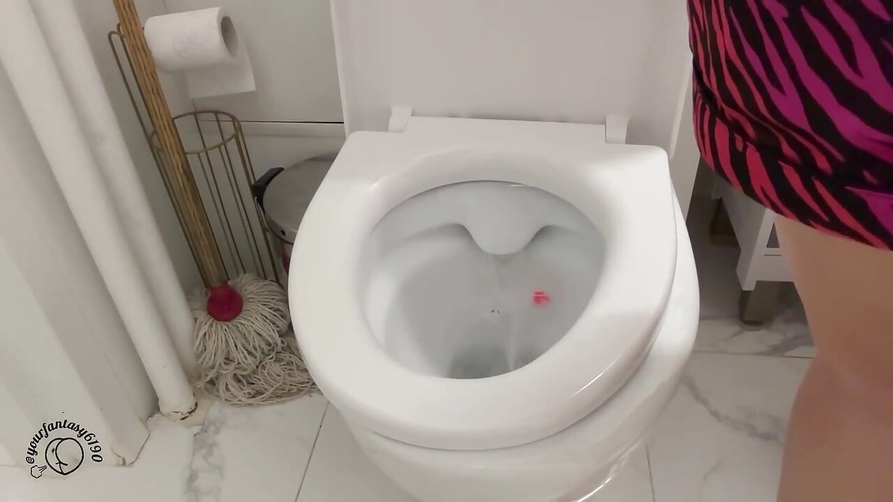 Toilet Pee 4 Videos Compilation