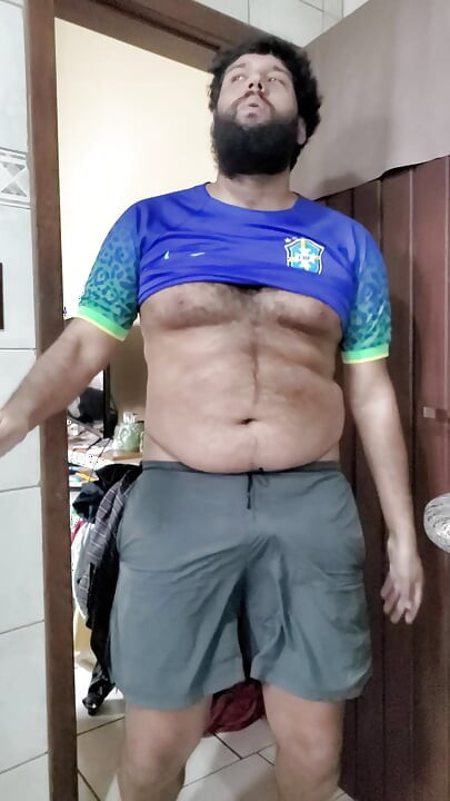 पेट धीमी गति से खेलें। उदर