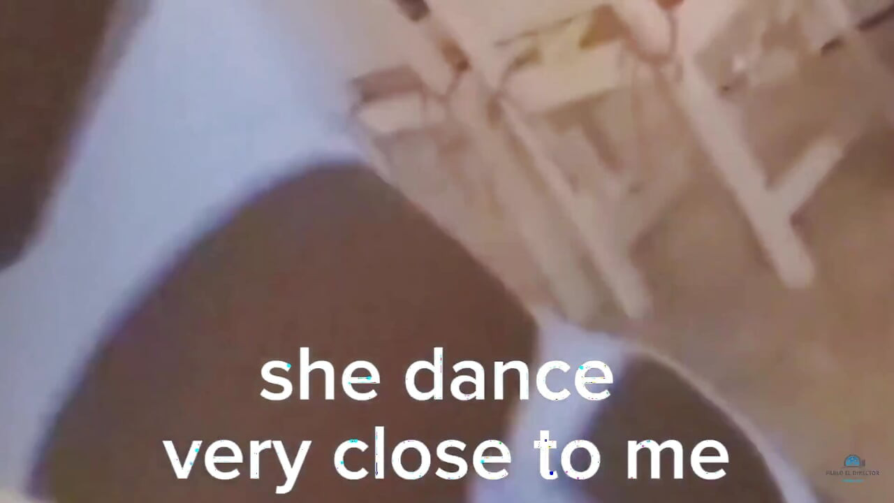 ビーチパーティーでエボニーを迎えに行こう