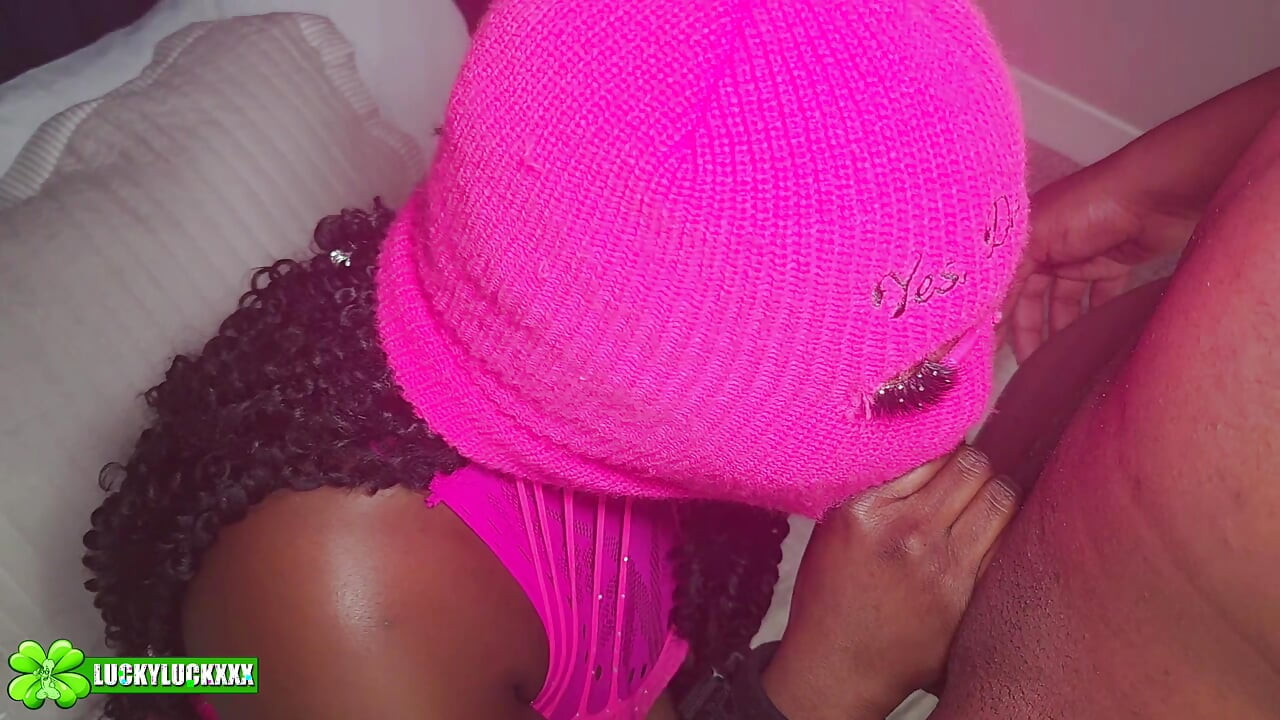 Awek bertuah Mystery The Model - Ya ayah mendominasi dan mengongkek saya