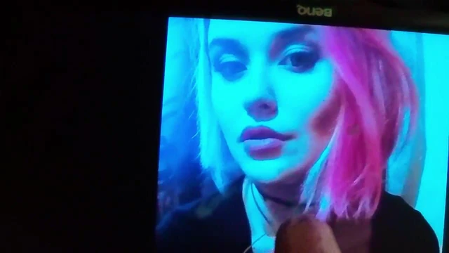 Tribute - Showing some love to spermqueen