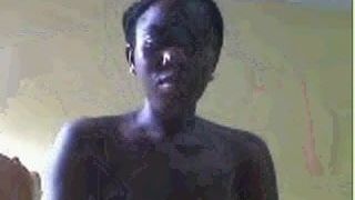 Afrykańska dziewczyna przed kamerą część 3