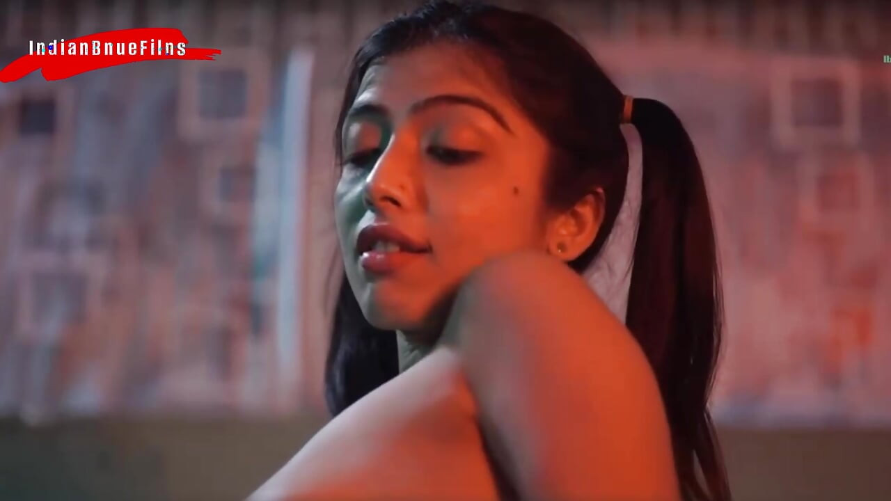 sexy biwi ..