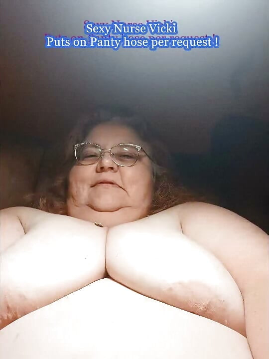 Vicki si suster super semok lagi asik ngentot sambil pakai stoking ketat