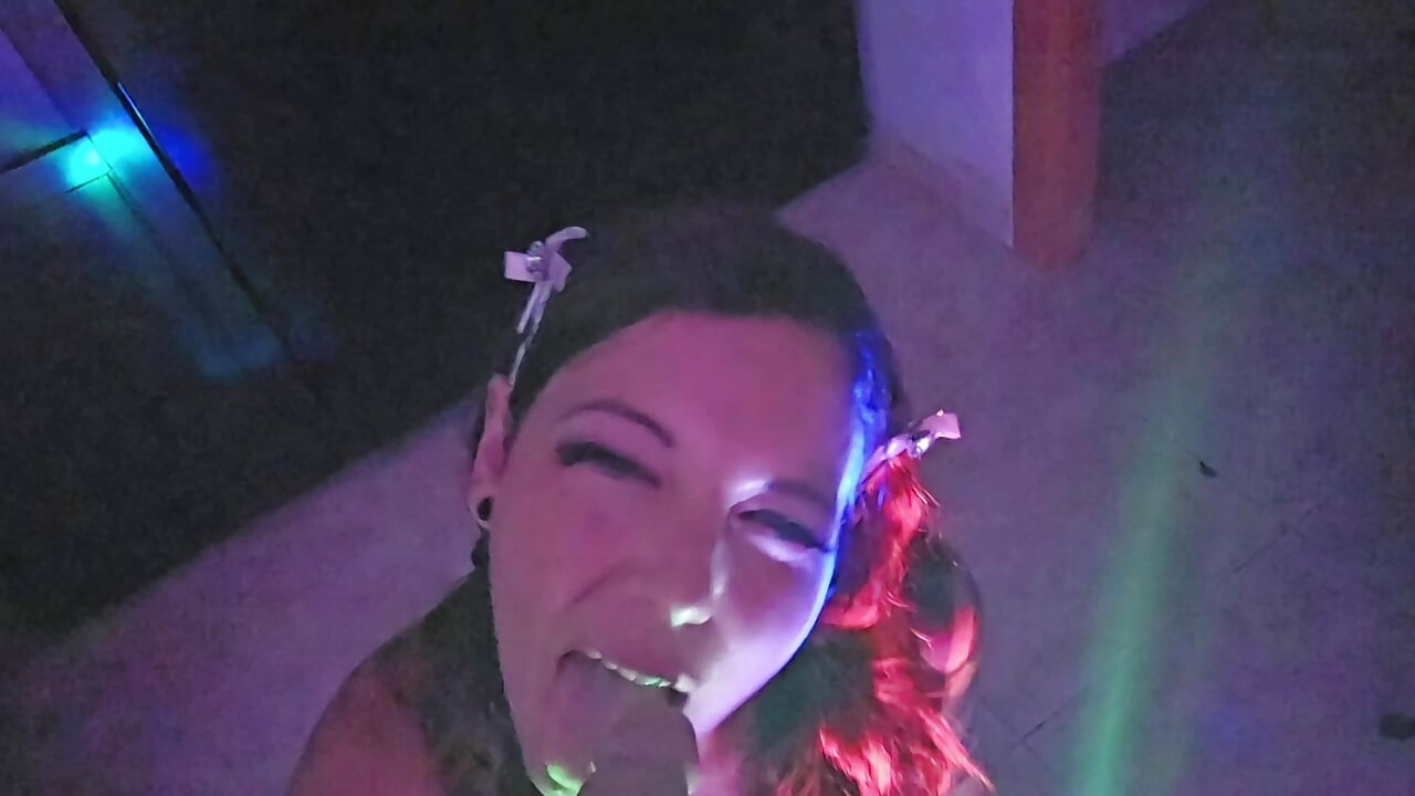 Stepsis Seduce You in the Party