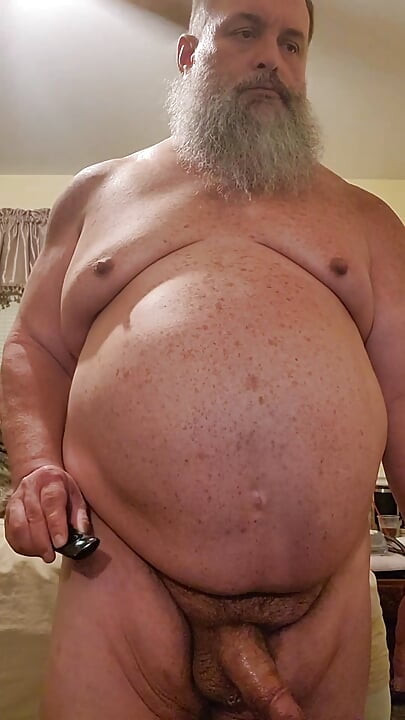 Bearded Bear Morning Bate Time