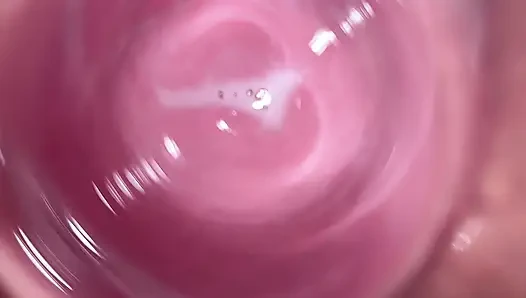 Kamera jauh di dalam memek krim remaja Mia