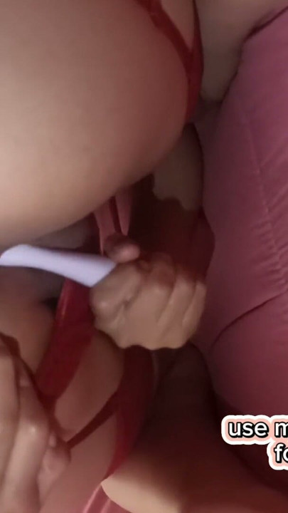 MI PRIMER VIDEO MASTURBÁNDOME, ME EMOCIONÉ DEMASIADO CON EL VIBRADOR SVAKOM CICI 2 | Clip 2
