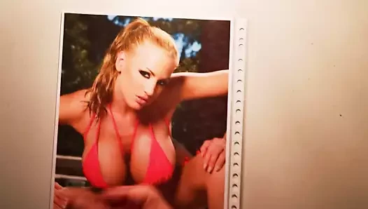 Jordan Carver boşalıyor 4