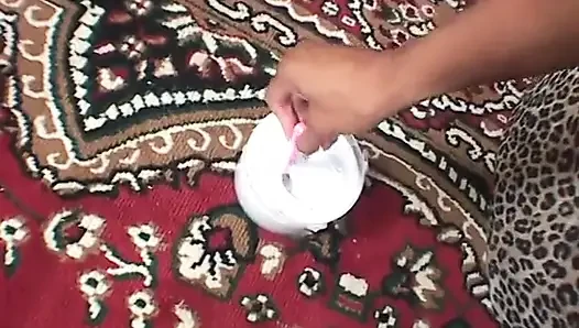 Pelacur latina dengan memek berbulu lagi cukur jembut tebal lalu ngentot kontol di dalam ruangan