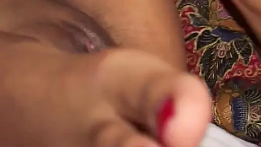 Heißer Bisex-Dreier mit Asiatischer Schönheit