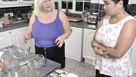 Lacey Starr &amyka lee