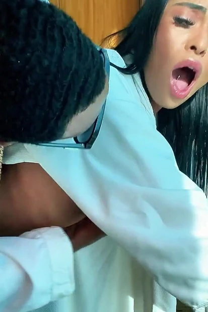 Sexy Ebony Ava Valentina Destroyed by BBC Rome Major!