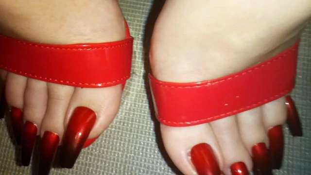 Lady L dark red extreme nails (video short version)