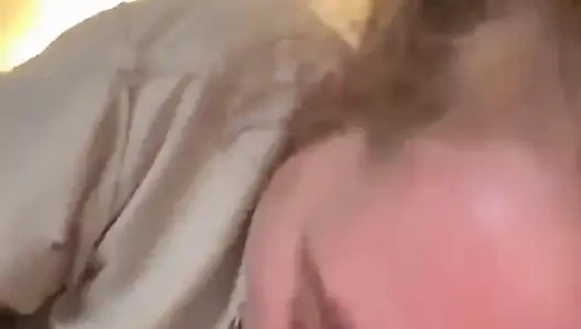 Mädchen von nebenan pOV mit wendung .. intensiver privater moment