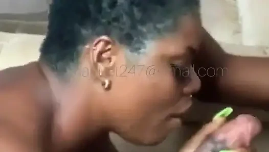 Memekku basah banget setelah nyepong kontol pacarku