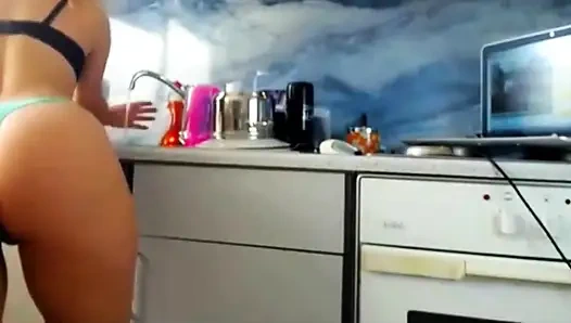 Cute Sexydea Fingering Herself on Live Webcam