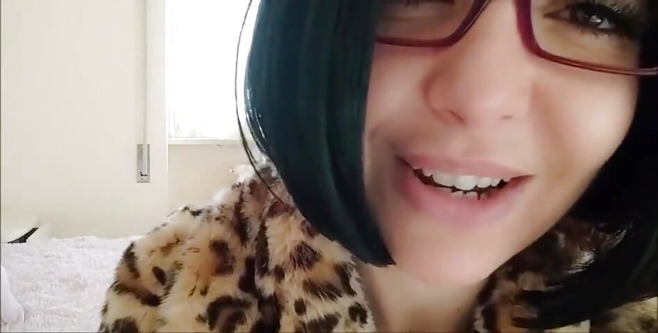 Chantal Channel in: Dirty Cuckold Loser, Do You Know What Your Wife Does?