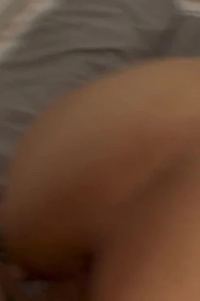 I Came Inside My Stepmom’s Pussy Help!