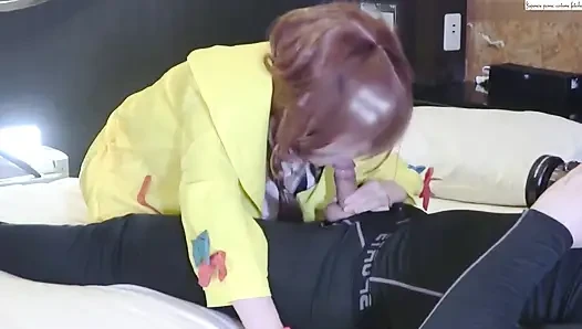 Cosplayer dengan siluet yang luar biasa