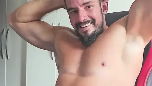 Dev pompalanmış yarak
